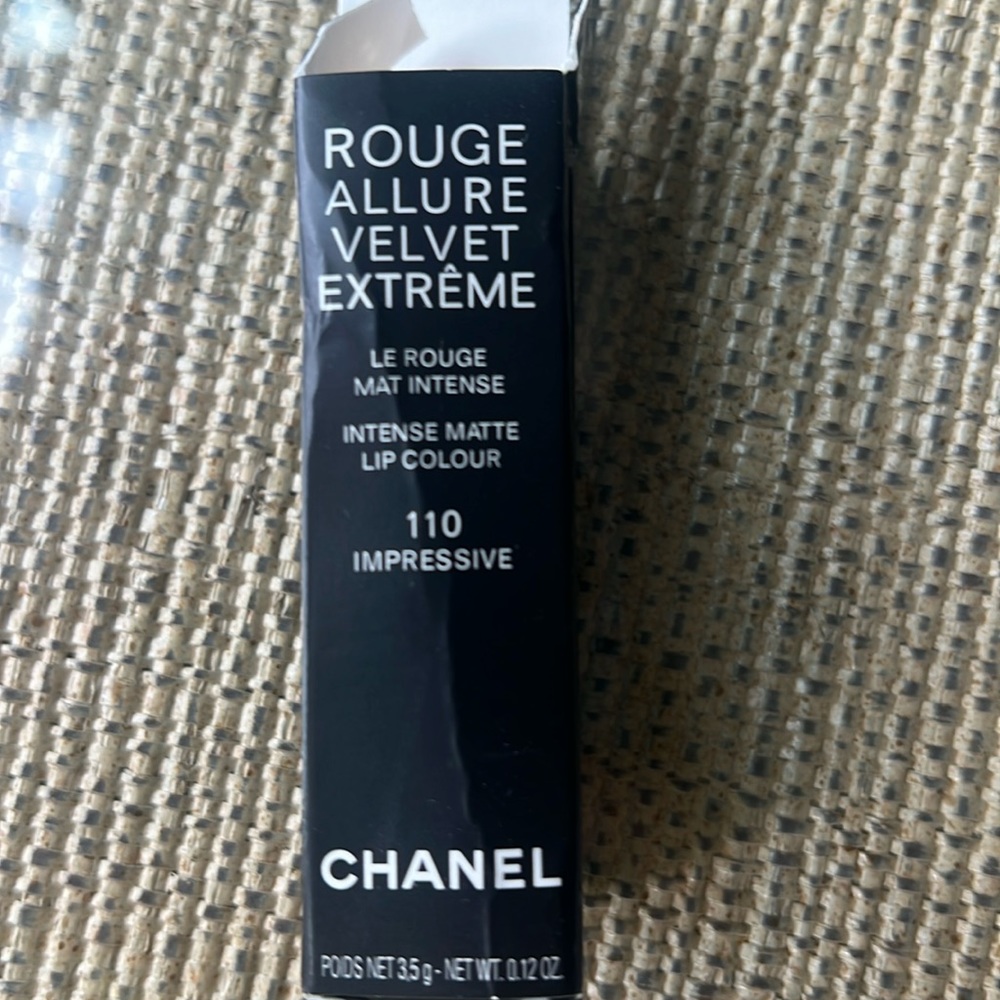 Chanel lipstick - 110 impressive